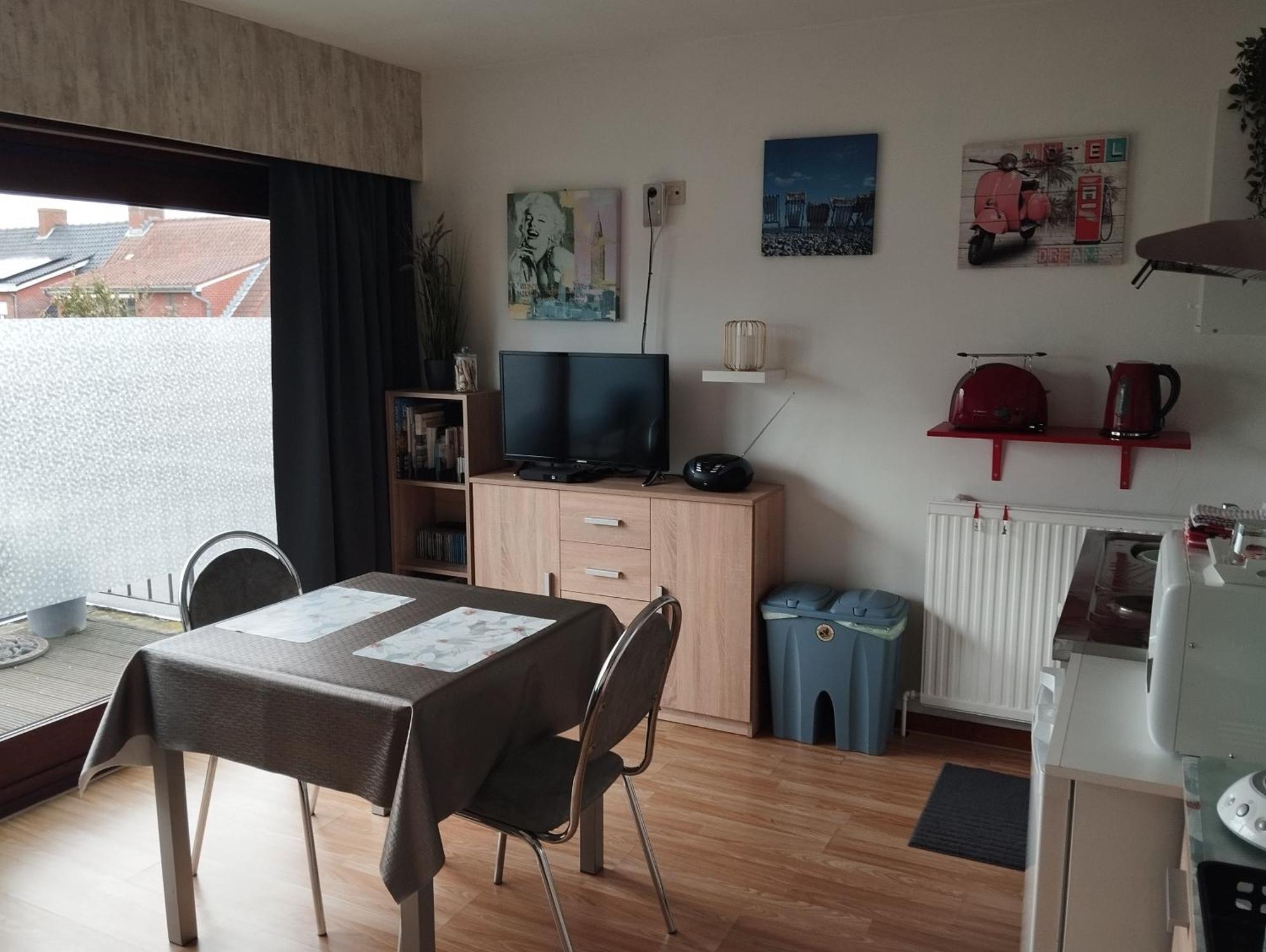 Logies Lily Apartment Oudenburg Exterior photo