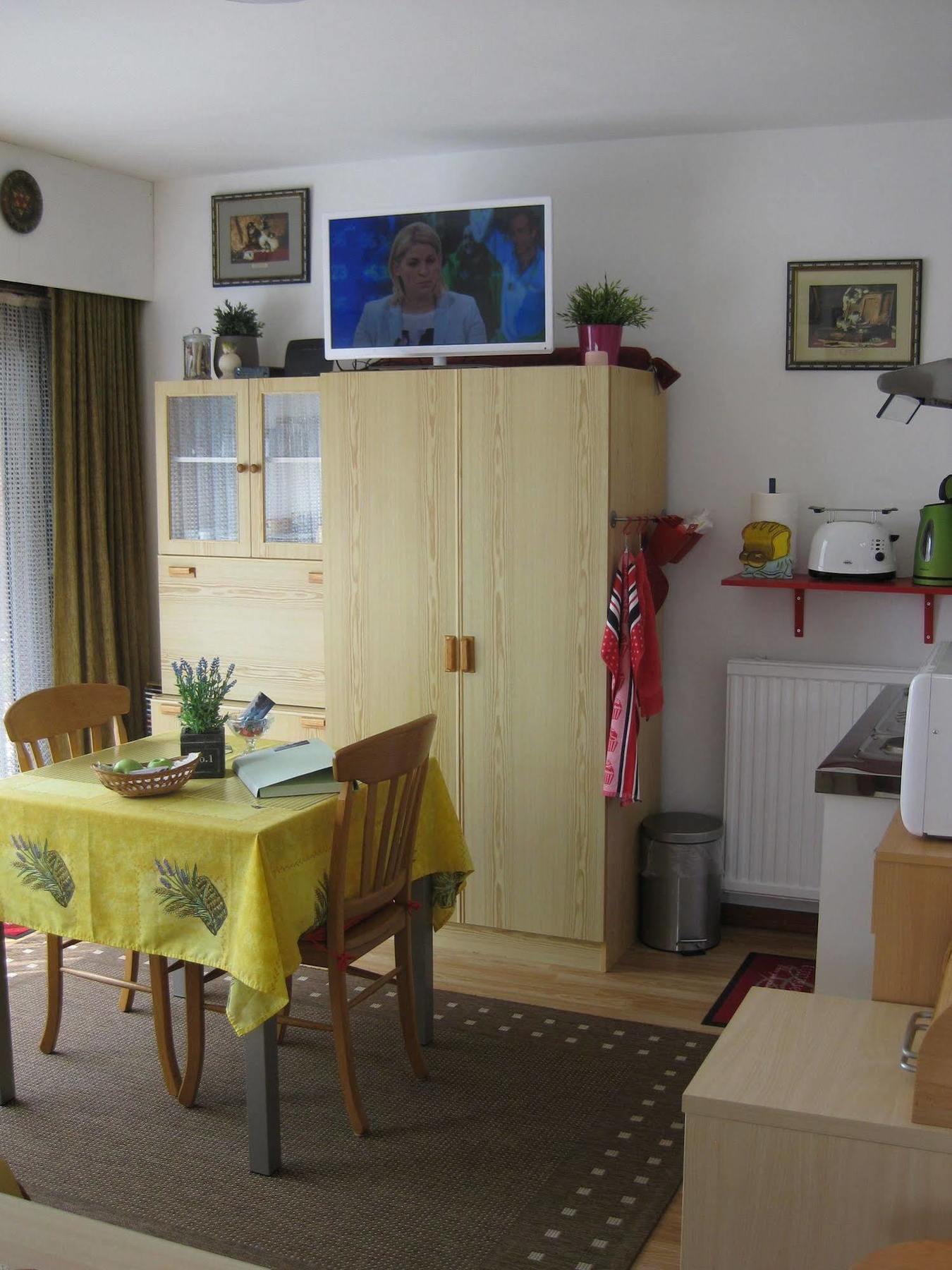 Logies Lily Apartment Oudenburg Exterior photo